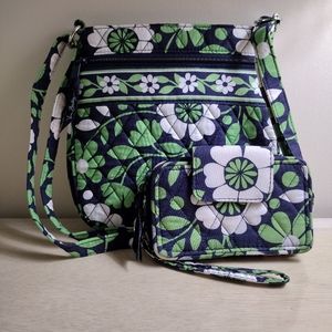 Vera Bradley "Lucky you" Spring 2015 Crossbody/Wristlet Set Green Navy White